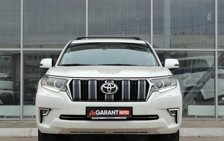 Toyota Land Cruiser Prado 150 рестайлинг 2, 2019 год, 6 150 000 рублей, 9 фотография