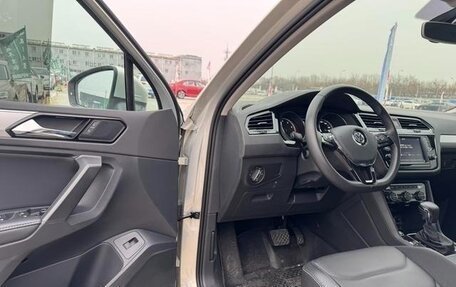 Volkswagen Tiguan II, 2023 год, 2 500 000 рублей, 7 фотография