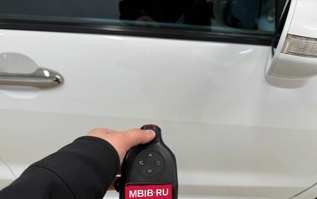 Honda Stream II, 2013 год, 1 599 999 рублей, 28 фотография