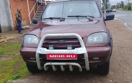 Chevrolet Niva I рестайлинг, 2005 год, 310 000 рублей, 1 фотография