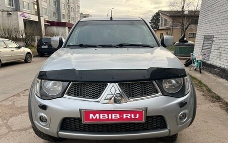 Mitsubishi L200 IV рестайлинг, 2011 год, 1 300 000 рублей, 1 фотография