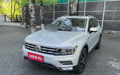 Volkswagen Tiguan II, 2023 год, 2 500 000 рублей, 1 фотография