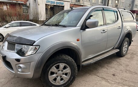 Mitsubishi L200 IV рестайлинг, 2011 год, 1 300 000 рублей, 3 фотография