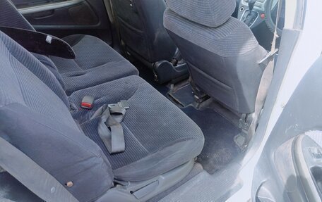 Honda Stream I рестайлинг, 2001 год, 330 000 рублей, 5 фотография