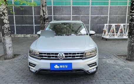 Volkswagen Tiguan II, 2023 год, 2 500 000 рублей, 2 фотография