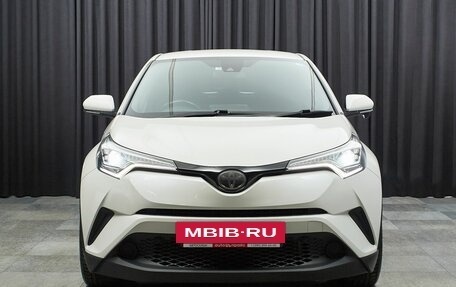 Toyota C-HR I рестайлинг, 2018 год, 2 150 000 рублей, 2 фотография