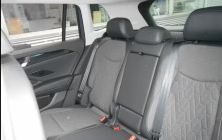 Volkswagen Tiguan, 2025 год, 5 970 299 рублей, 10 фотография