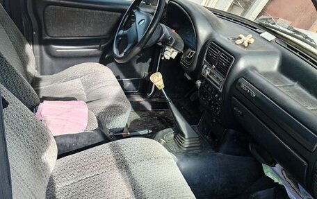 ГАЗ 31105 «Волга», 2005 год, 80 000 рублей, 4 фотография