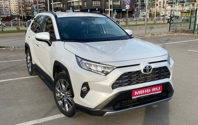 Toyota RAV4, 2019 год, 3 489 000 рублей, 1 фотография