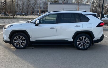 Toyota RAV4, 2019 год, 3 489 000 рублей, 2 фотография