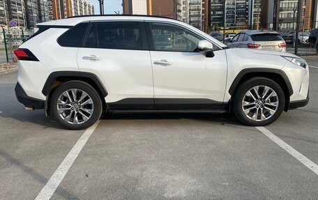 Toyota RAV4, 2019 год, 3 489 000 рублей, 3 фотография