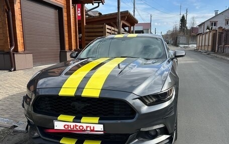 Ford Mustang VI рестайлинг, 2017 год, 3 500 000 рублей, 5 фотография