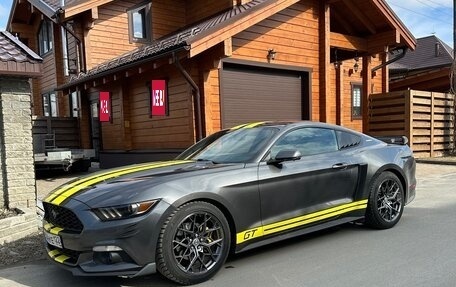 Ford Mustang VI рестайлинг, 2017 год, 3 500 000 рублей, 2 фотография