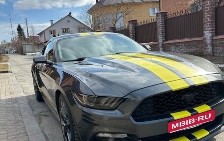 Ford Mustang VI рестайлинг, 2017 год, 3 500 000 рублей, 8 фотография