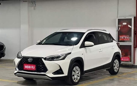 Toyota Yaris, 2022 год, 1 120 000 рублей, 1 фотография