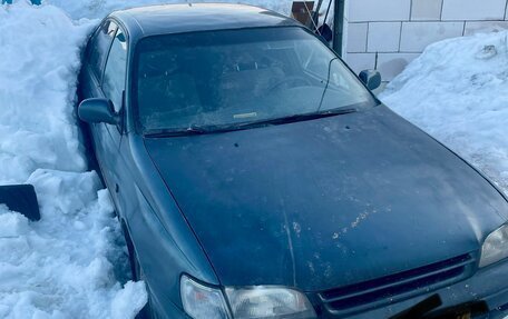 Toyota Carina E, 1994 год, 60 000 рублей, 1 фотография