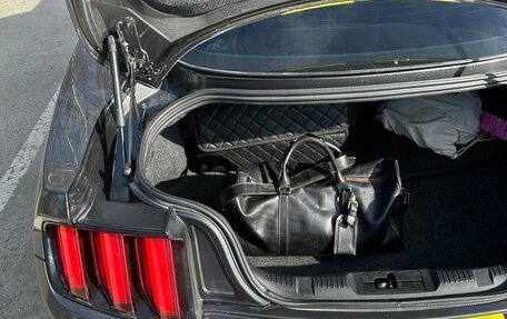 Ford Mustang VI рестайлинг, 2017 год, 3 500 000 рублей, 36 фотография