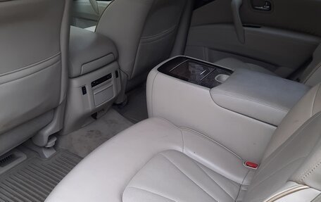 Infiniti QX56, 2010 год, 1 200 000 рублей, 18 фотография