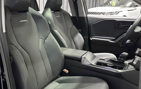 Toyota RAV4, 2026 год, 4 300 000 рублей, 16 фотография