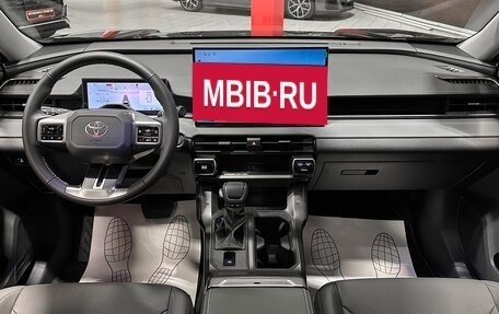 Toyota RAV4, 2026 год, 4 300 000 рублей, 28 фотография