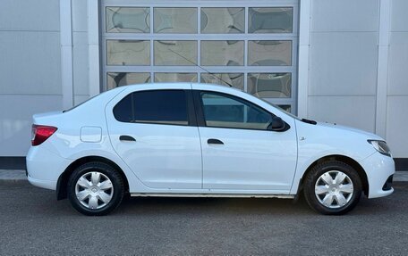 Renault Logan II, 2017 год, 620 000 рублей, 6 фотография