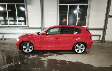 BMW 1 серия, 2011 год, 725 000 рублей, 3 фотография