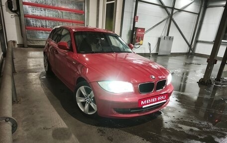 BMW 1 серия, 2011 год, 725 000 рублей, 8 фотография