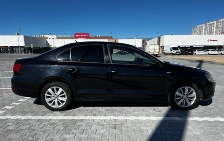 Volkswagen Jetta VI, 2013 год, 880 000 рублей, 4 фотография