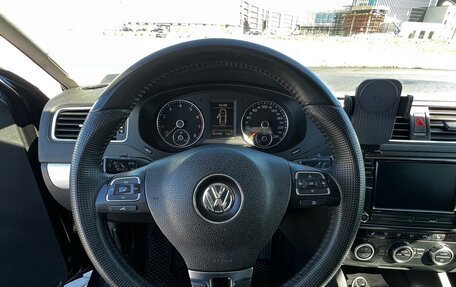 Volkswagen Jetta VI, 2013 год, 880 000 рублей, 16 фотография