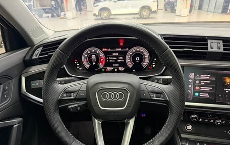 Audi Q3 Sportback, 2022 год, 3 000 000 рублей, 14 фотография