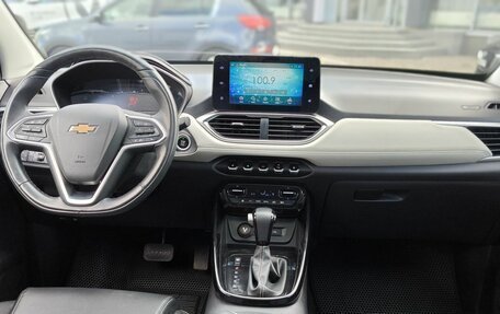 Chevrolet Captiva, 2022 год, 2 090 000 рублей, 14 фотография