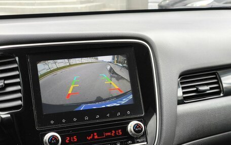 Mitsubishi Outlander III рестайлинг 3, 2022 год, 2 500 000 рублей, 19 фотография