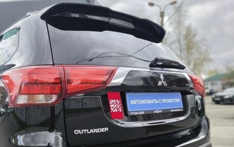 Mitsubishi Outlander III рестайлинг 3, 2022 год, 2 500 000 рублей, 8 фотография