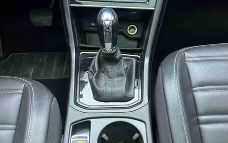 Volkswagen Touran III, 2022 год, 1 600 000 рублей, 15 фотография