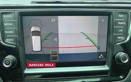 Volkswagen Touran III, 2022 год, 1 600 000 рублей, 16 фотография