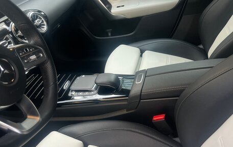 Mercedes-Benz CLA, 2020 год, 3 800 000 рублей, 8 фотография