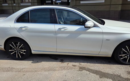 Mercedes-Benz C-Класс, 2015 год, 3 500 000 рублей, 4 фотография