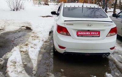 Hyundai Solaris II рестайлинг, 2013 год, 750 000 рублей, 1 фотография