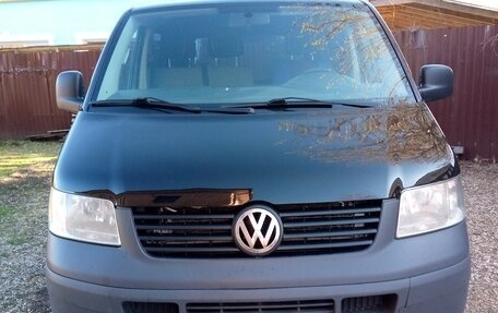 Volkswagen Transporter T5 рестайлинг, 2009 год, 1 300 000 рублей, 1 фотография