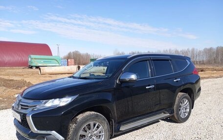 Mitsubishi Pajero Sport III рестайлинг, 2018 год, 3 200 000 рублей, 4 фотография