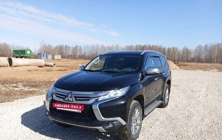 Mitsubishi Pajero Sport III рестайлинг, 2018 год, 3 200 000 рублей, 2 фотография