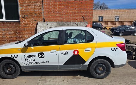 Renault Logan II, 2021 год, 600 000 рублей, 4 фотография