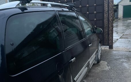 Volkswagen Sharan I рестайлинг, 2005 год, 650 000 рублей, 6 фотография