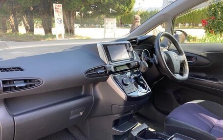 Toyota Wish II, 2017 год, 1 113 310 рублей, 12 фотография