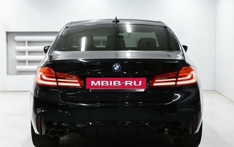 BMW 5 серия, 2019 год, 2 650 000 рублей, 8 фотография