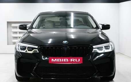 BMW 5 серия, 2019 год, 2 650 000 рублей, 3 фотография