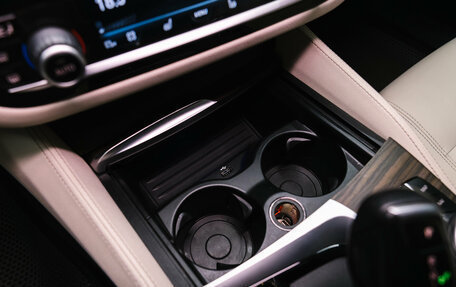 BMW 5 серия, 2019 год, 2 650 000 рублей, 34 фотография