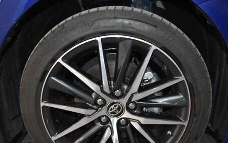 Toyota Camry, 2021 год, 3 600 000 рублей, 13 фотография