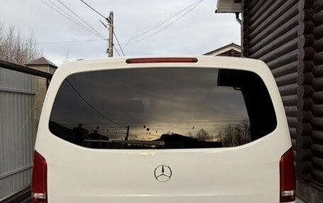 Mercedes-Benz Vito, 2021 год, 7 000 000 рублей, 4 фотография