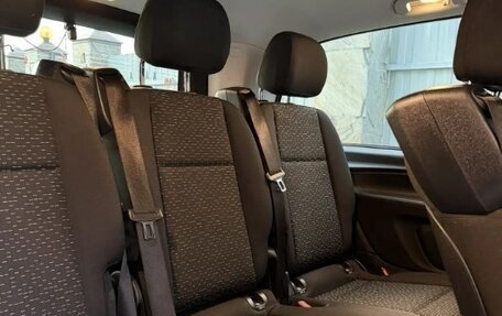 Mercedes-Benz Vito, 2021 год, 7 000 000 рублей, 11 фотография